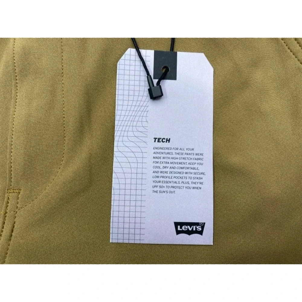 Levi's XX Chino Standard Taper Men 31x32 Tan Tech High Stretch Quick Dry Pants